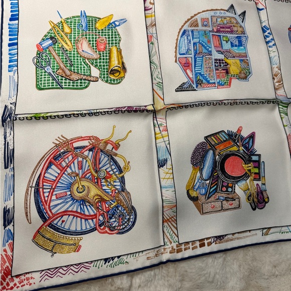 Hermès Chevaloscope Silk Scarf 90 - Picture 5 of 11